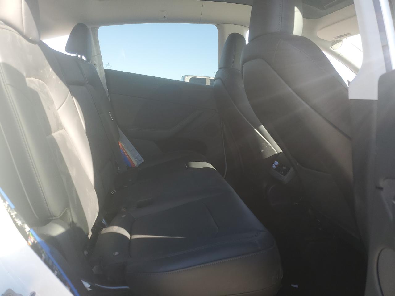 2023 TESLA MODEL Y  VIN:7SAYGDEE6PA173219