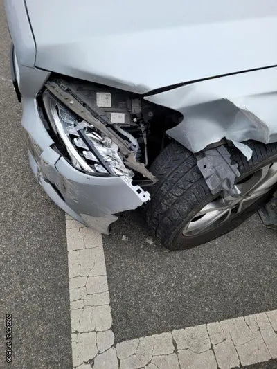 2015 Mercedes-Benz C 200 WDDWF4CB2GF242086 VIN:WDDWF4CB2GF242086