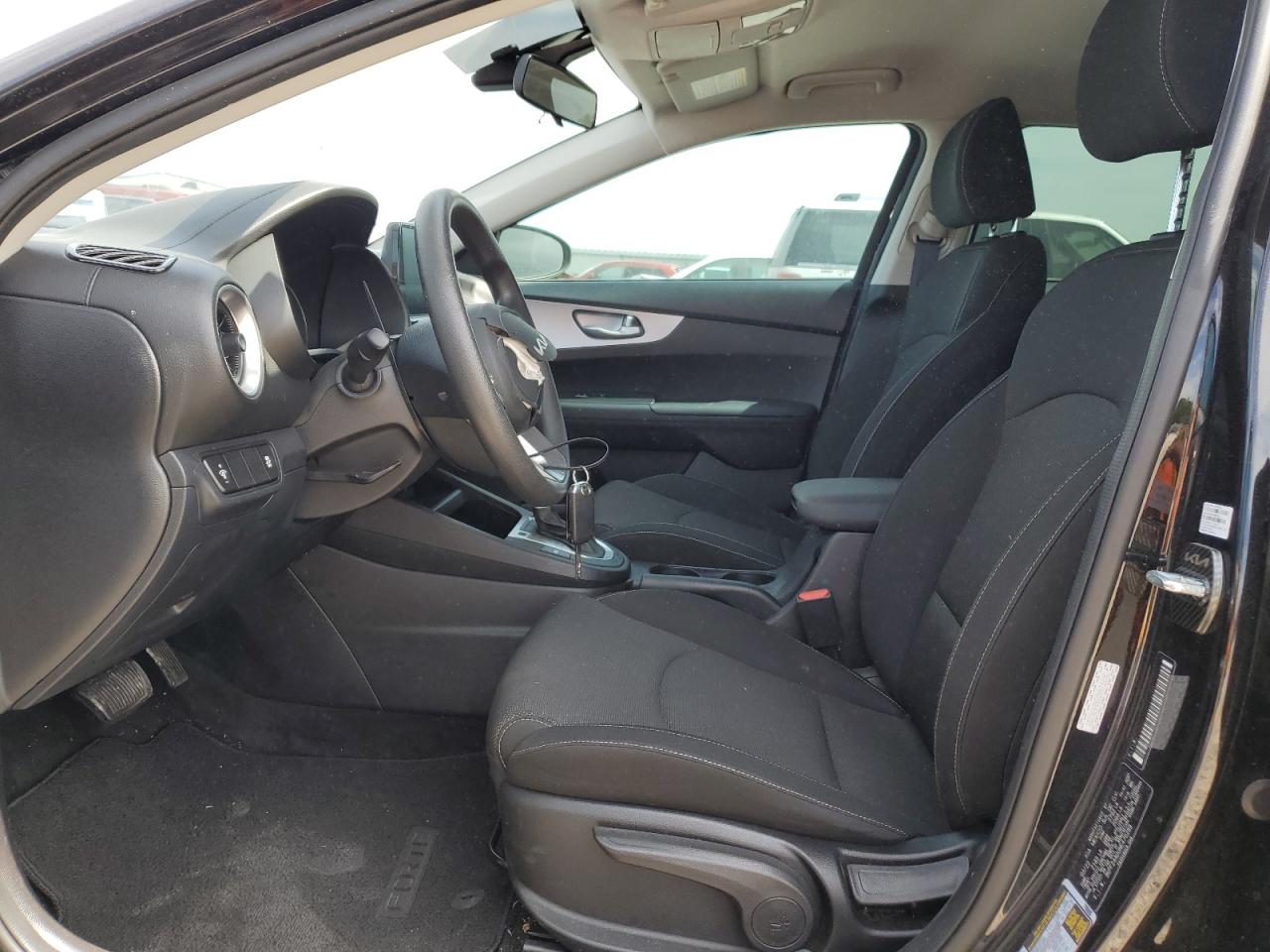 2022 KIA FORTE FE VIN:3KPF24AD0NE476289