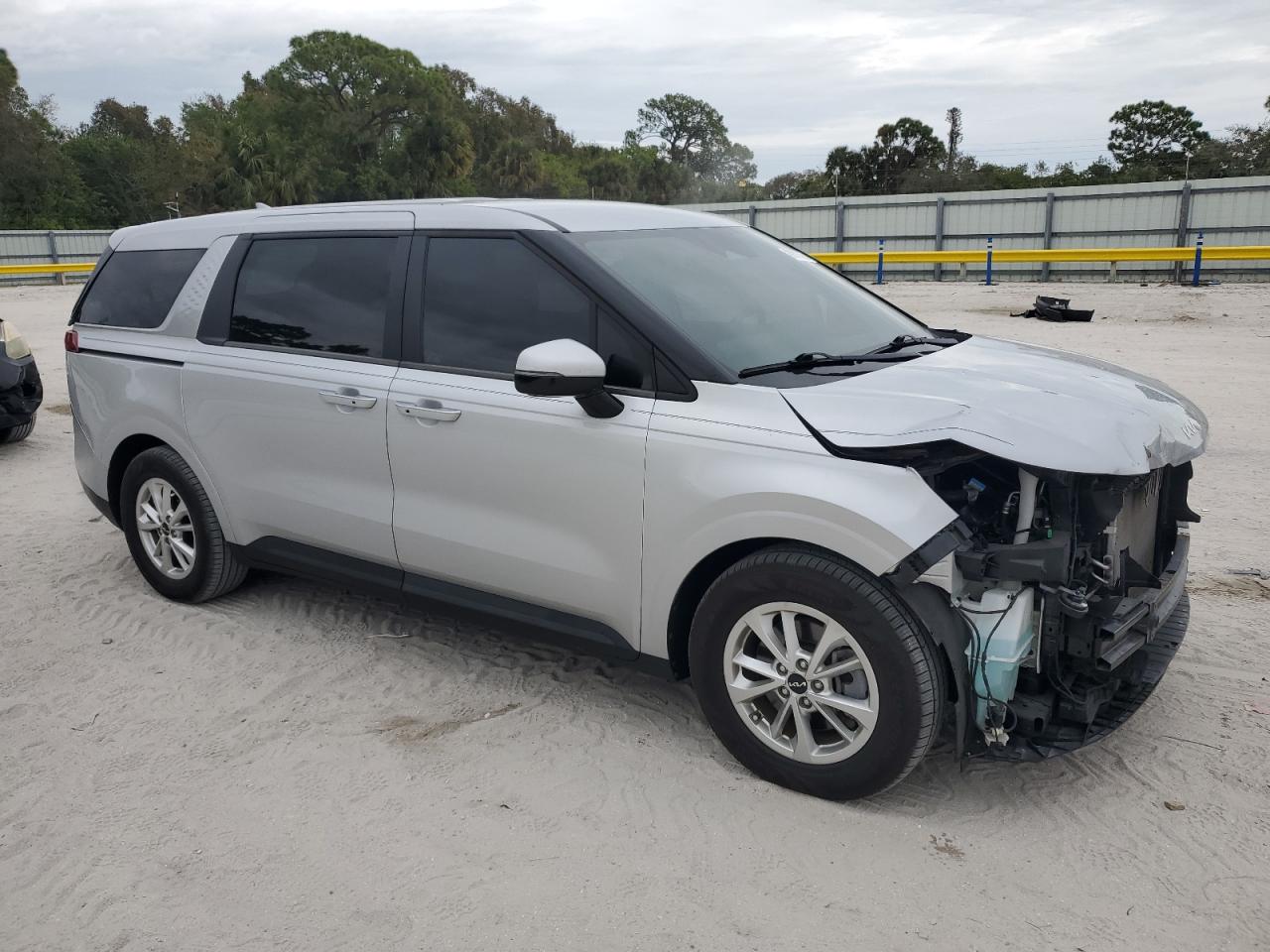 2022 KIA CARNIVAL LX VIN:KNDNB4H31N6159488