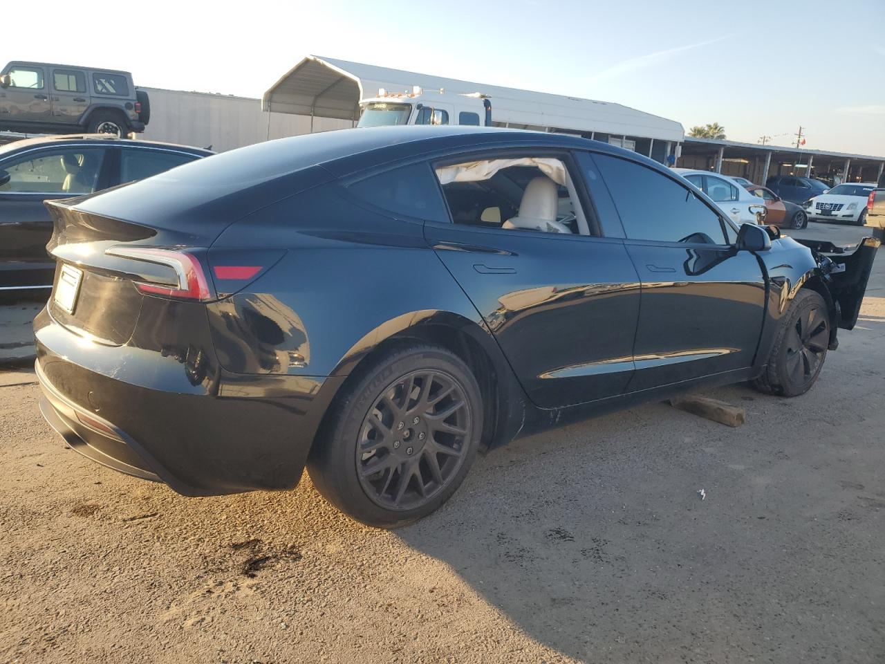 2024 TESLA MODEL 3  VIN:5YJ3E1EA4RF830565
