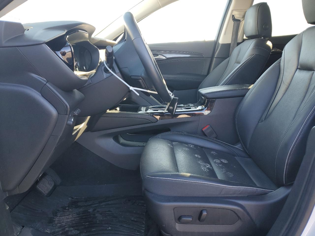 2022 BUICK ENVISION ESSENCE VIN:LRBFZNR48ND161763