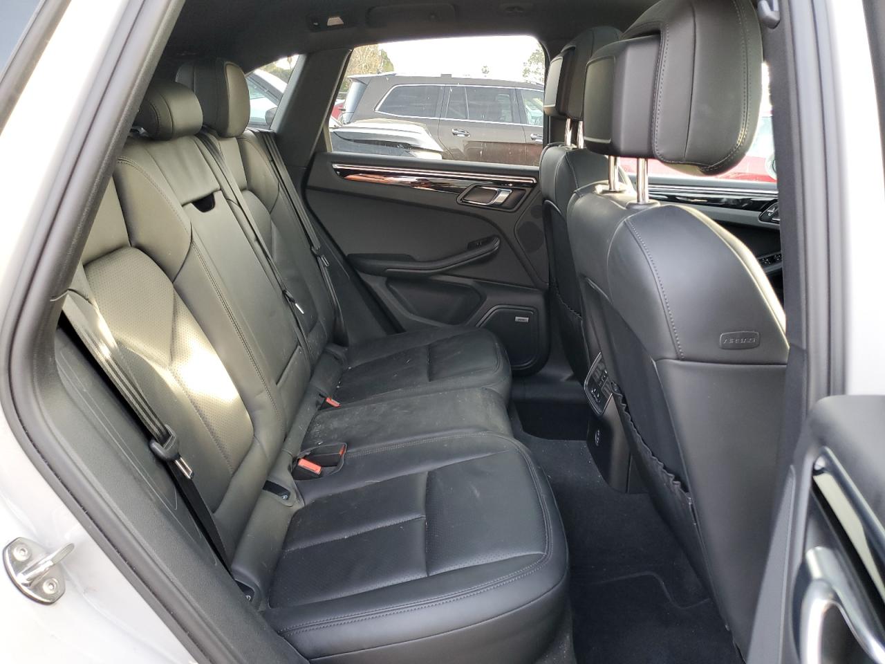 2022 PORSCHE MACAN  VIN:WP1AA2A53NLB09015