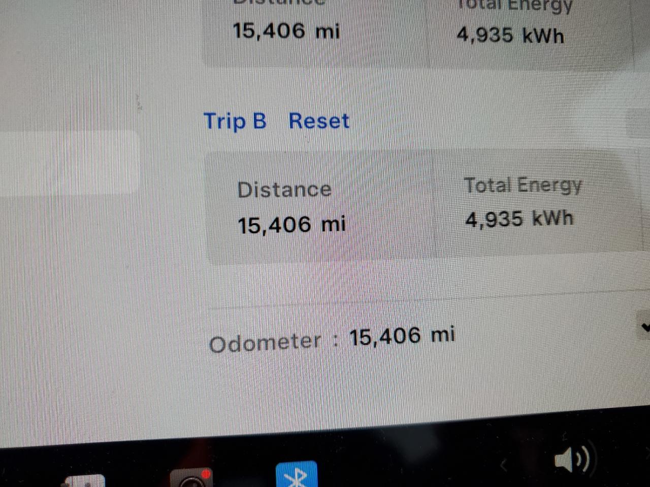 2023 TESLA MODEL Y  VIN:7SAYGDEF7PF660537