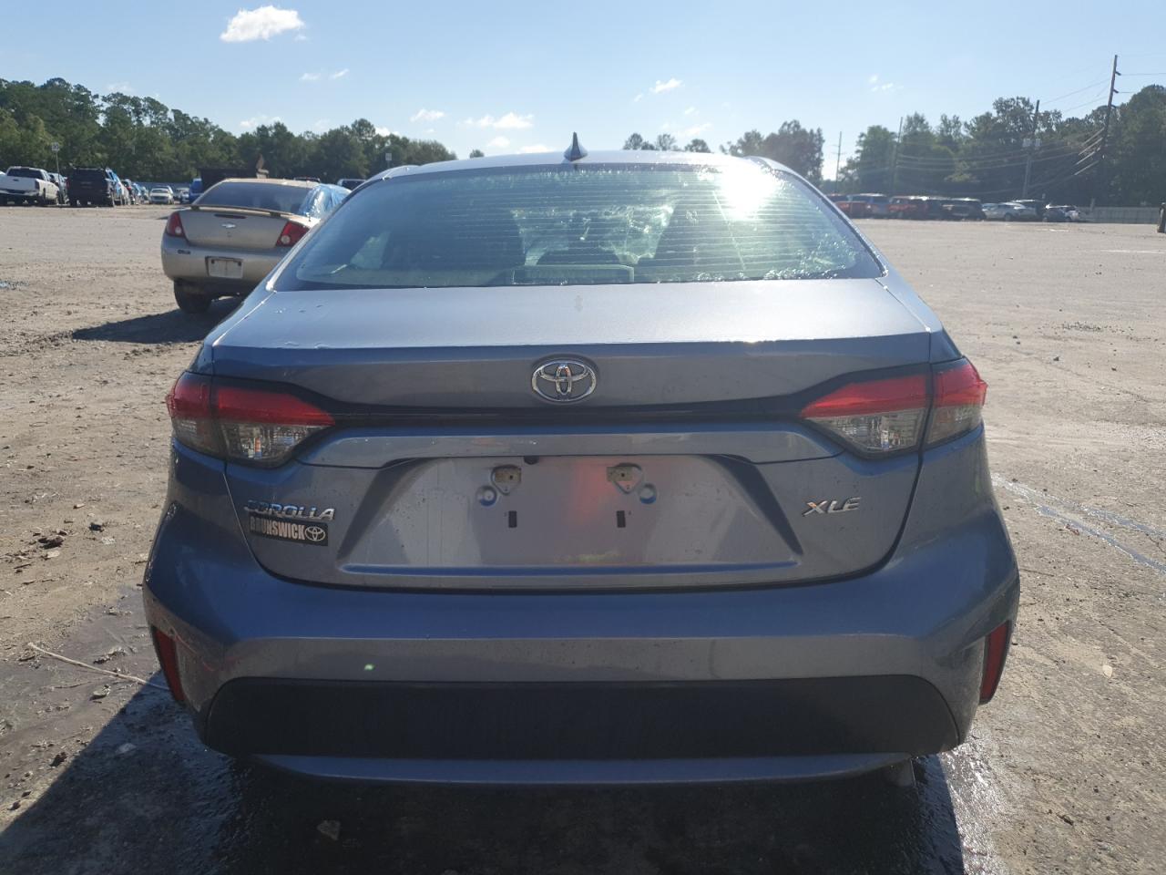 2022 TOYOTA COROLLA XLE VIN:5YFFPMAE4NP278730