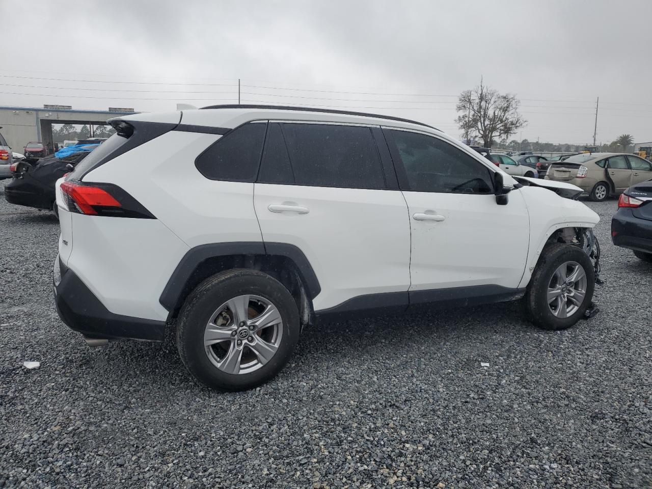 2023 TOYOTA RAV4 XLE VIN:2T3W1RFV3PW288939