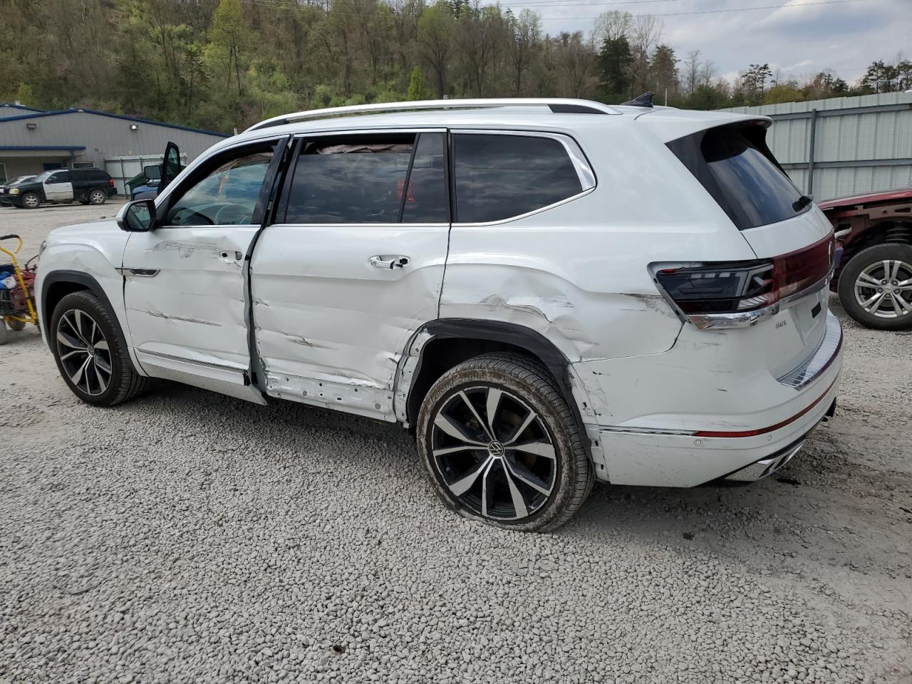 2024 VOLKSWAGEN ATLAS SEL PREMIUM R-LINE VIN:1V2FR2CA0RC510875