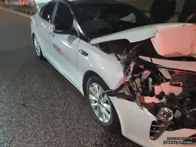 2016 Kia K5 KNAGU416BGA064854 VIN:KNAGU416BGA064854