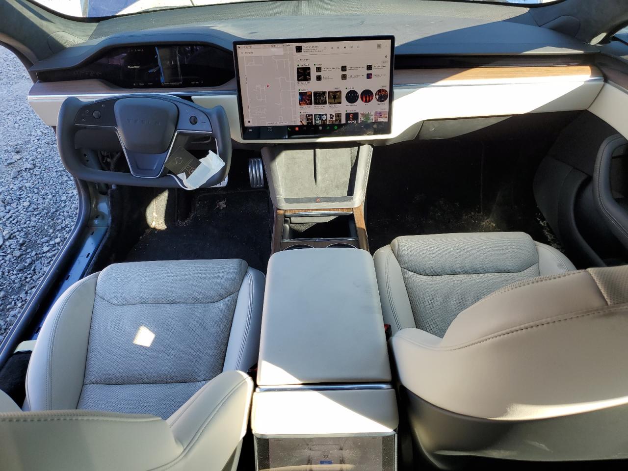 2022 TESLA MODEL S  VIN:5YJSA1E52NF490630