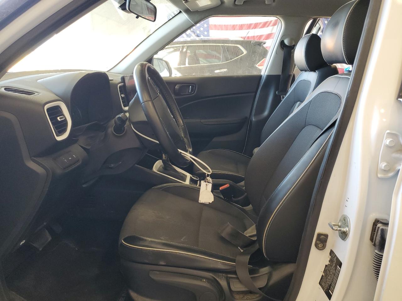 2022 HYUNDAI VENUE SEL VIN:KMHRC8A36NU180876