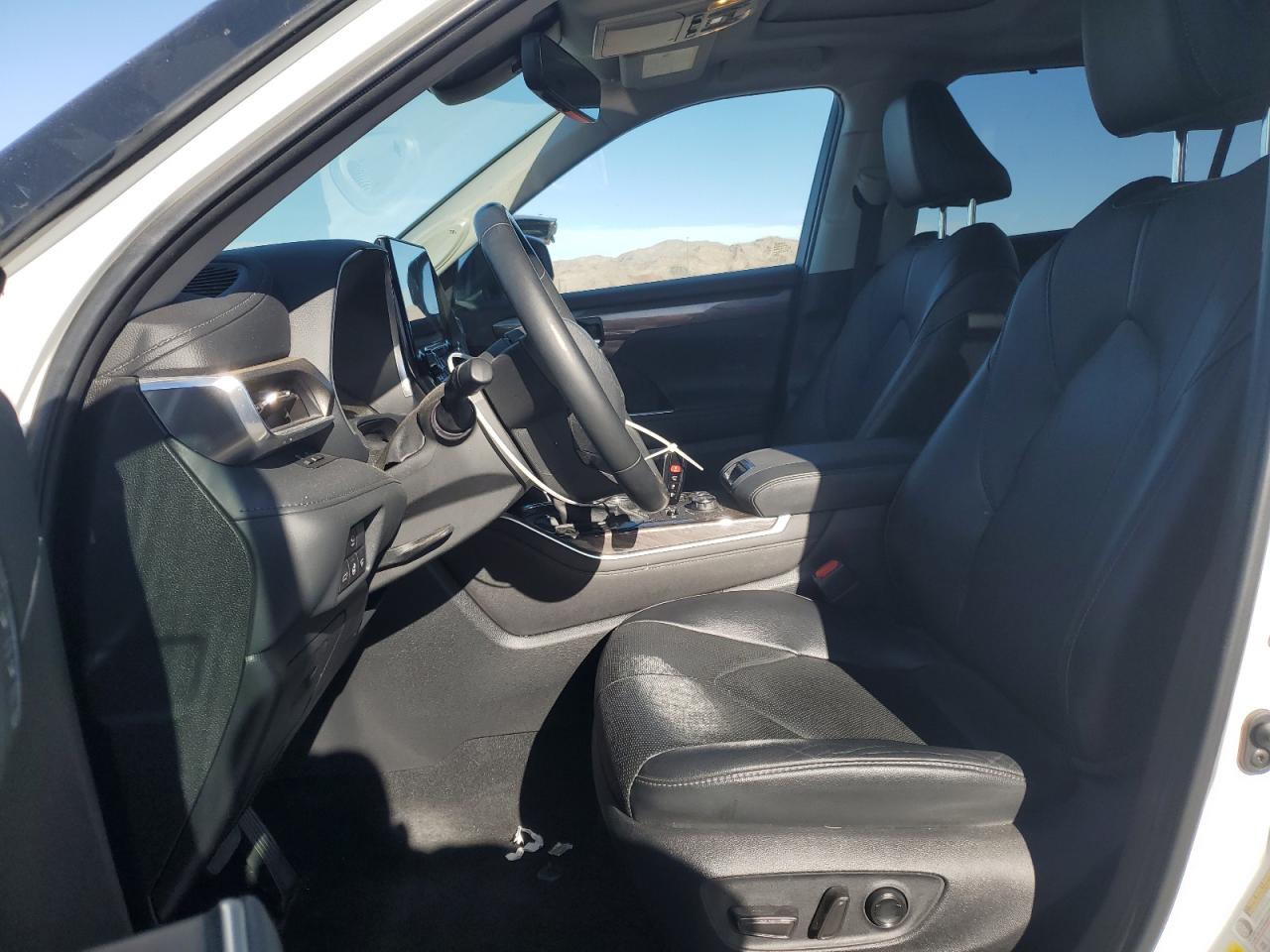 2022 TOYOTA HIGHLANDER LIMITED VIN:5TDDZRBH8NS214821