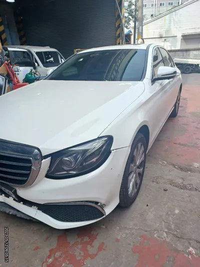 2020 Mercedes-Benz E 300 W1KZF4KB7LA808328 VIN:W1KZF4KB7LA808328