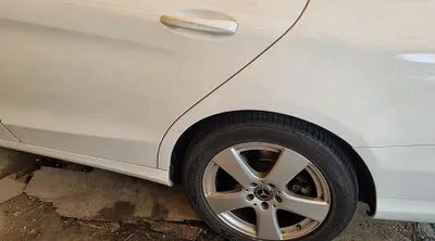 2017 Mercedes-Benz C 200 WDDWF4CB6HF504323 VIN:WDDWF4CB6HF504323