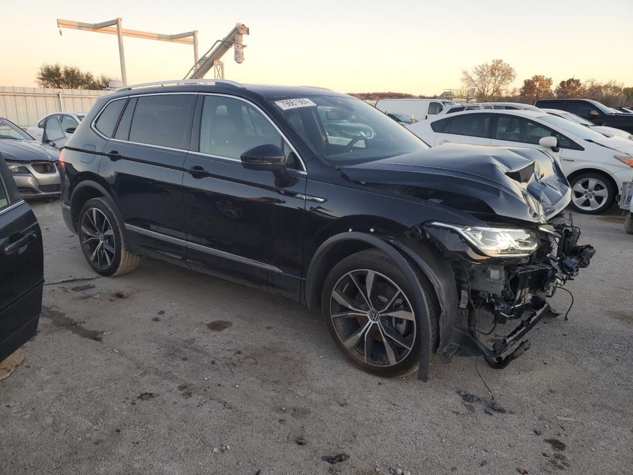 2023 VOLKSWAGEN TIGUAN SEL R-LINE BLACK VIN:3VV4B7AX4PM125222