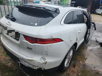 2018 Jaguar F-Pace 332KMSADCA2BNXJA2 VIN:332KMSADCA2BNXJA2