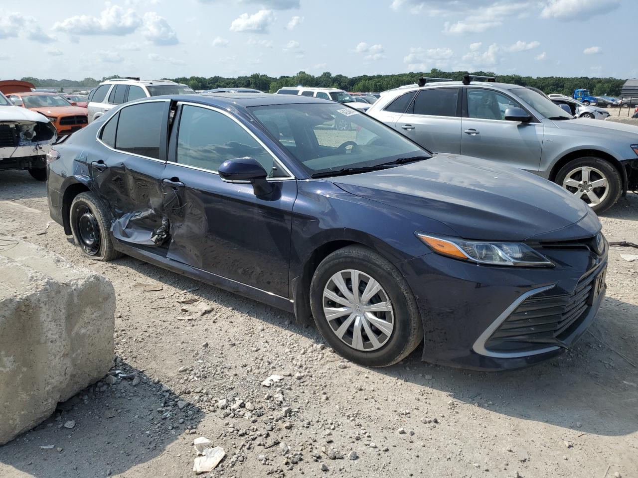 2022 TOYOTA CAMRY LE VIN:4T1H31AK7NU574171