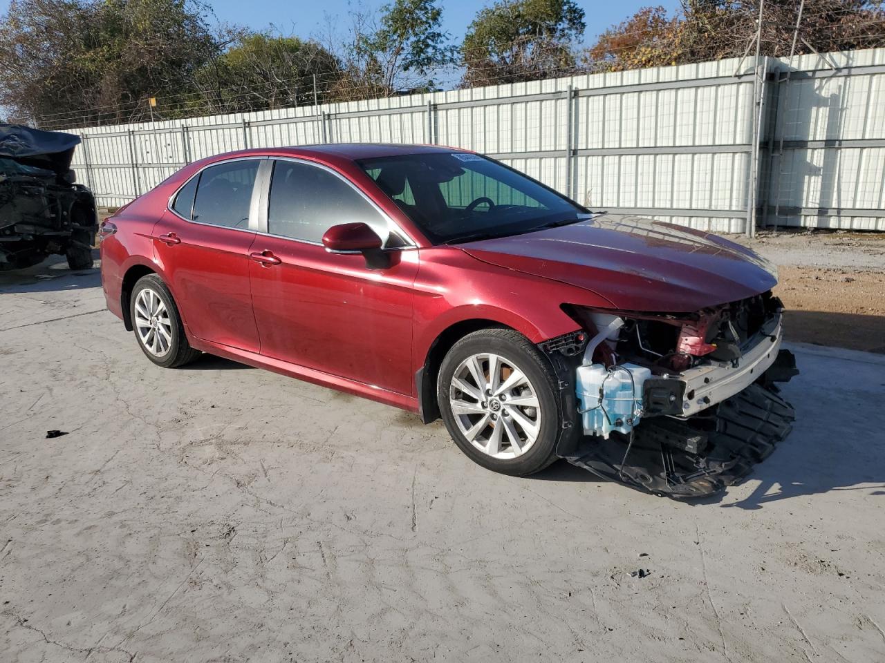 2022 TOYOTA CAMRY LE VIN:4T1R11AK1NU678097