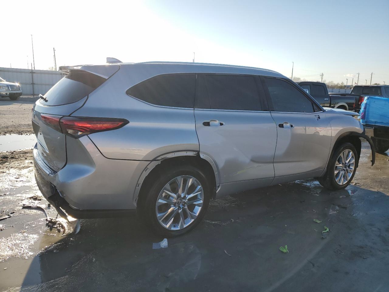 2023 TOYOTA HIGHLANDER L VIN:5TDKDRBHXPS522016