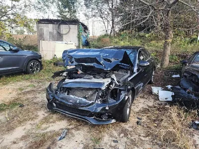 2016 Mercedes-Benz C 200 VIN: