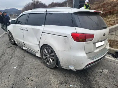 2016 Kia Carnival KNAMC81ABHS248547 VIN:KNAMC81ABHS248547