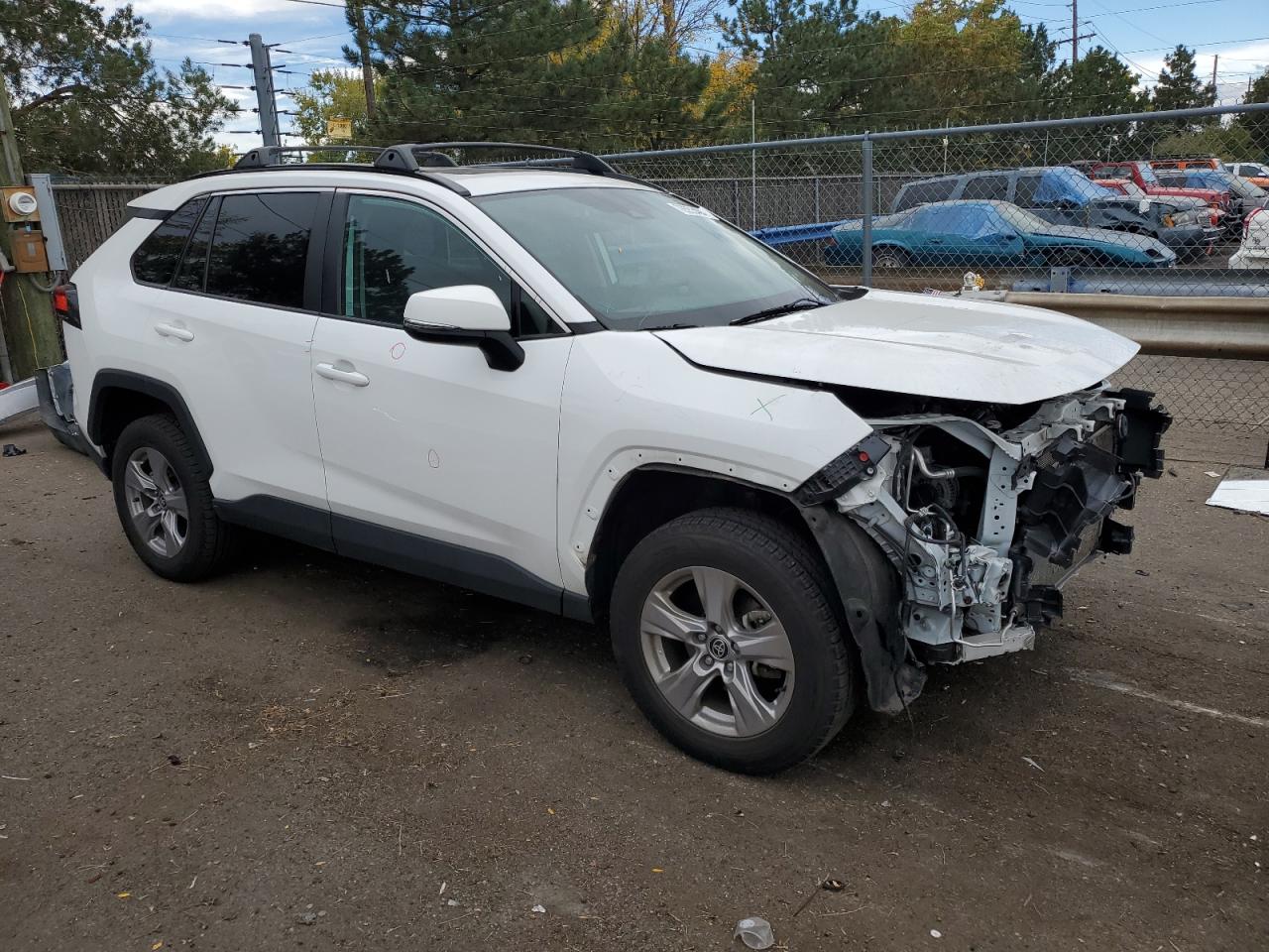 2022 TOYOTA RAV4 XLE VIN:2T3P1RFV7NW278075