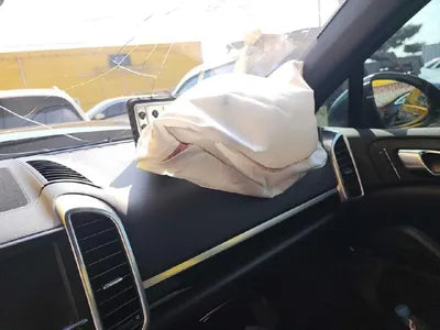 2016 Porsche Cayenne VIN: