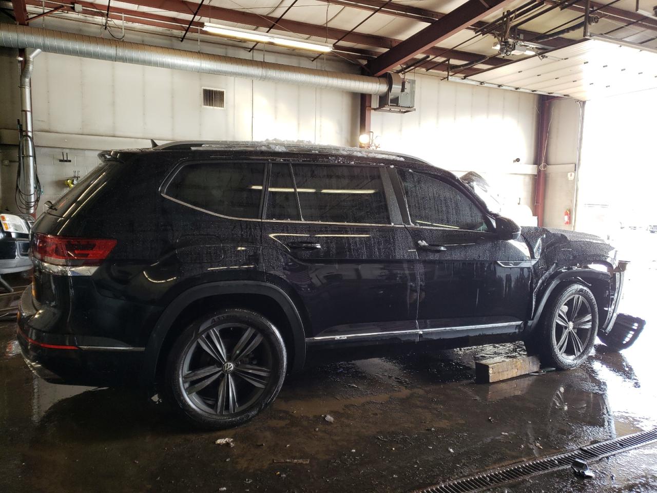 2022 VOLKSWAGEN ATLAS SEL R-LINE VIN:1V2AR2CAXNC546108