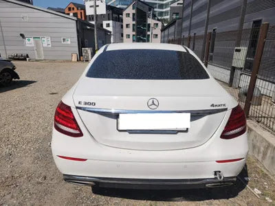 2017 Mercedes-Benz E 300 WDDZF4KB9JA349476 VIN:WDDZF4KB9JA349476