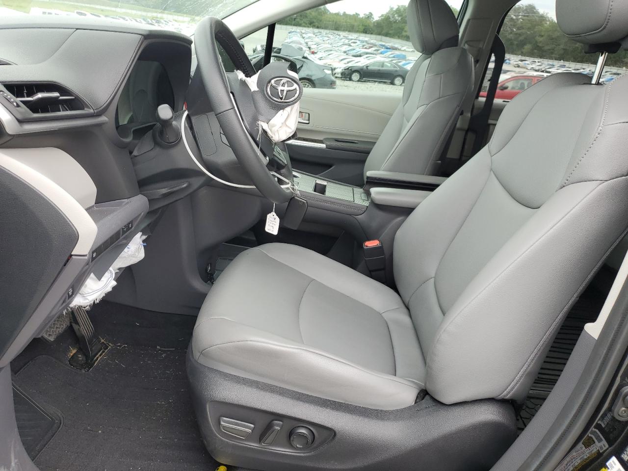 2023 TOYOTA SIENNA XLE VIN:5TDYRKEC2PS136810