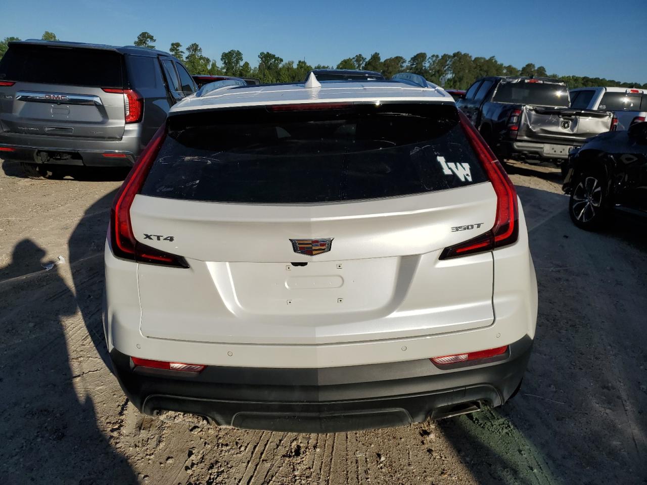 2023 CADILLAC XT4 LUXURY VIN:1GYAZAR42PF104271