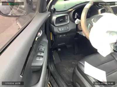 2018 Kia Sorento KNAPG81BBJA445363 VIN:KNAPG81BBJA445363