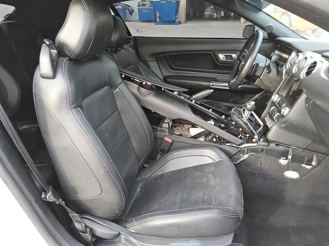 2022 FORD MUSTANG  VIN:1FATP8UH0N5129427