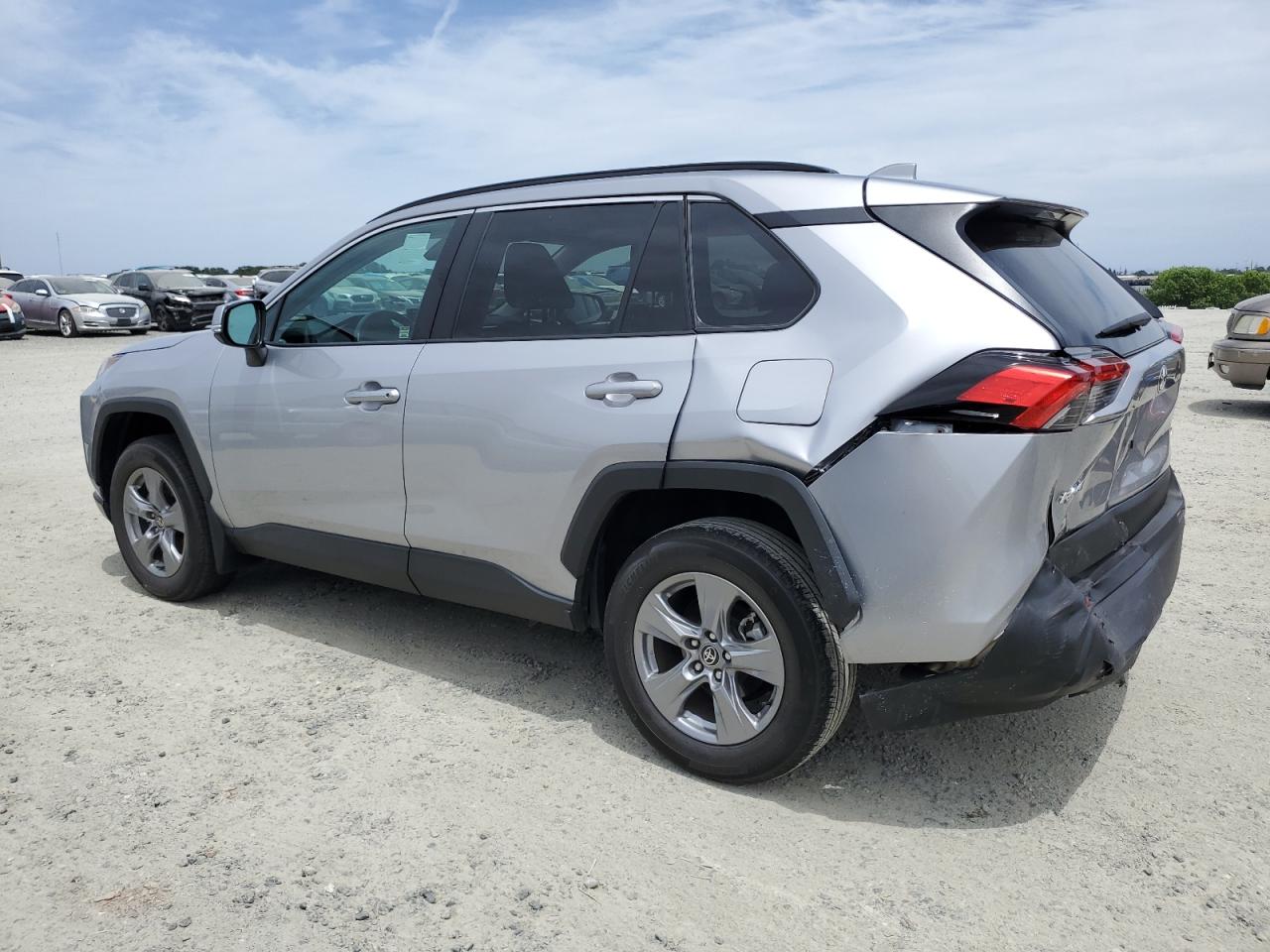 2022 TOYOTA RAV4 XLE VIN:2T3W1RFV7NC175414