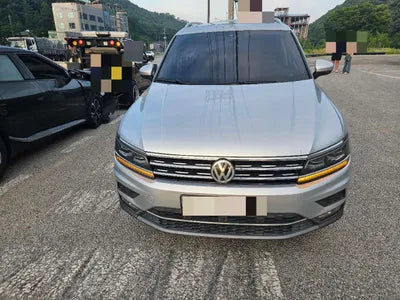 2018 Volkswagen Tiguan VIN:
