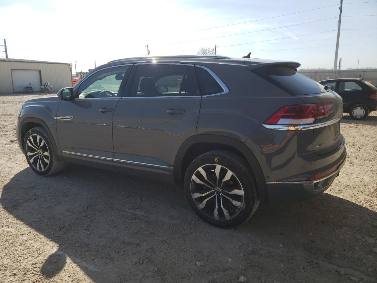 2022 VOLKSWAGEN ATLAS CROSS SPORT SEL PREMIUM R-LINE VIN:1V2FE2CA4NC219589