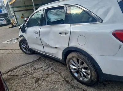 2018 Kia Sorento KNAPG81BBJA456147 VIN:KNAPG81BBJA456147