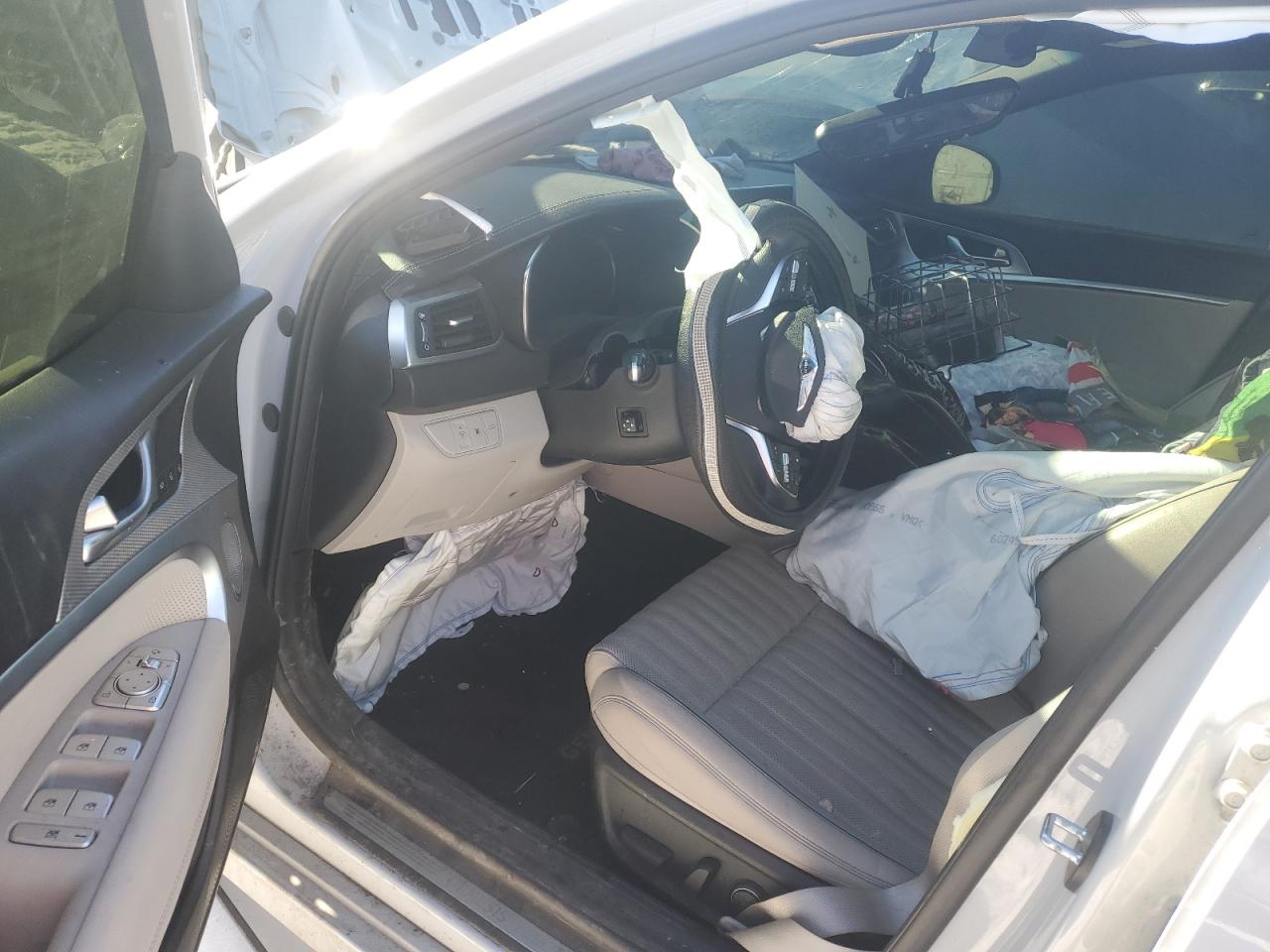 2022 GENESIS G70 BASE VIN:KMTG34TA9NU098058