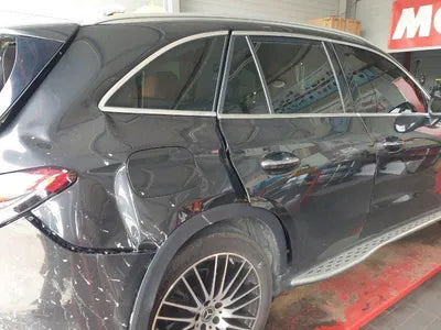 2023 Mercedes-Benz GLC 220 VIN: