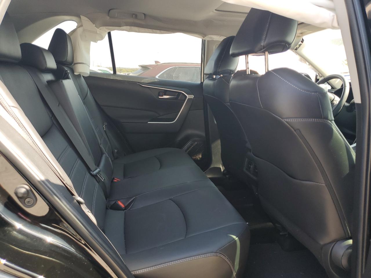 2022 TOYOTA RAV4 XLE PREMIUM VIN:2T3C1RFV4NW237448