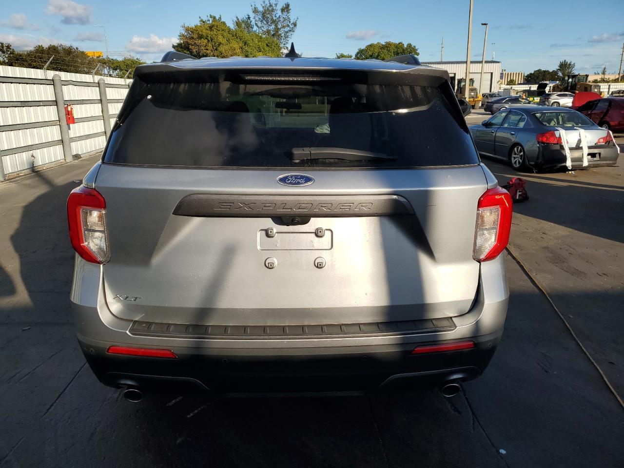 2022 FORD EXPLORER XLT VIN:1FMSK7DH0NGB89237