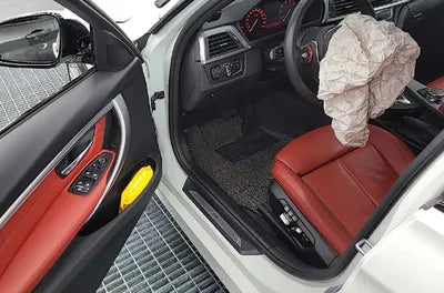 2018 BMW 330 WBA8B9109JA826385 VIN:WBA8B9109JA826385