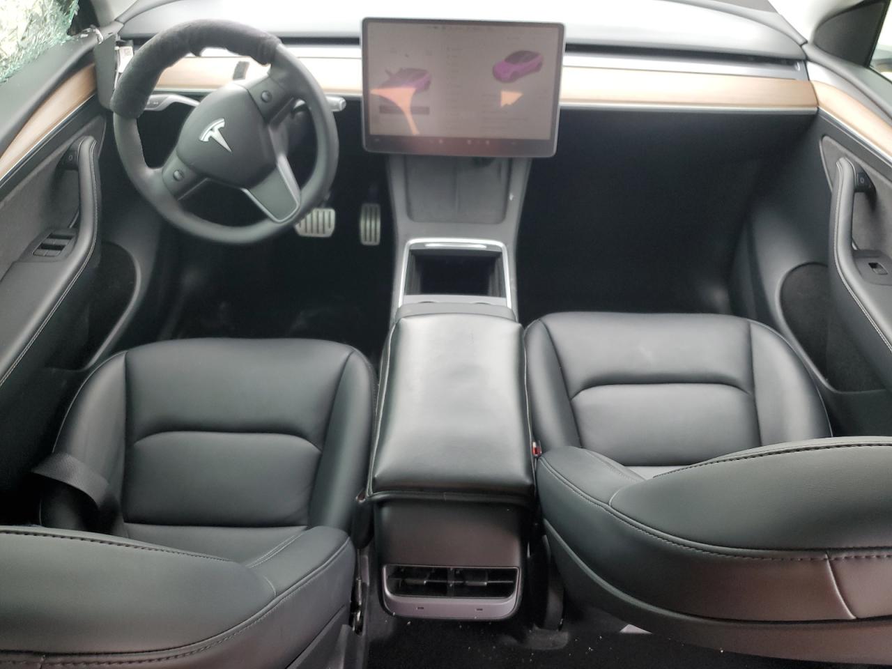 2022 TESLA MODEL Y  VIN:7SAYGDEF5NF547795
