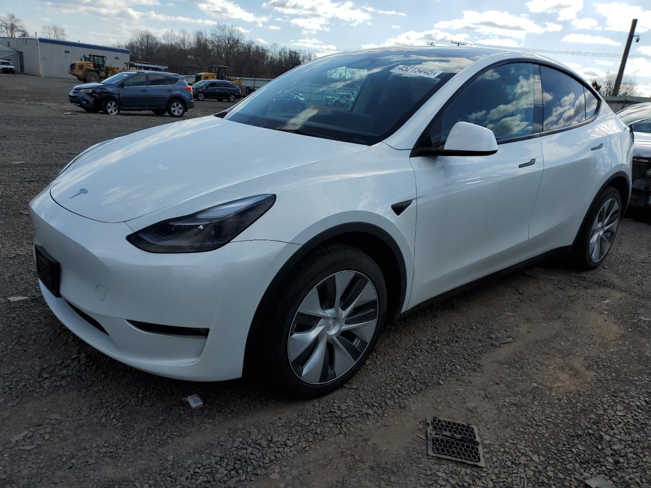 2023 TESLA MODEL Y  VIN:7SAYGDEE7PF674655