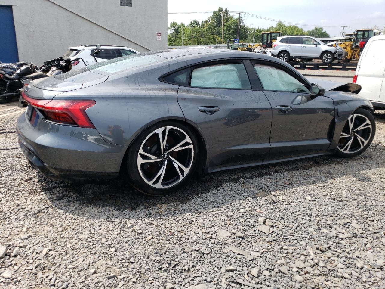 2022 AUDI E-TRON GT PREMIUM PLUS VIN:WAUCJBFW5N7004381