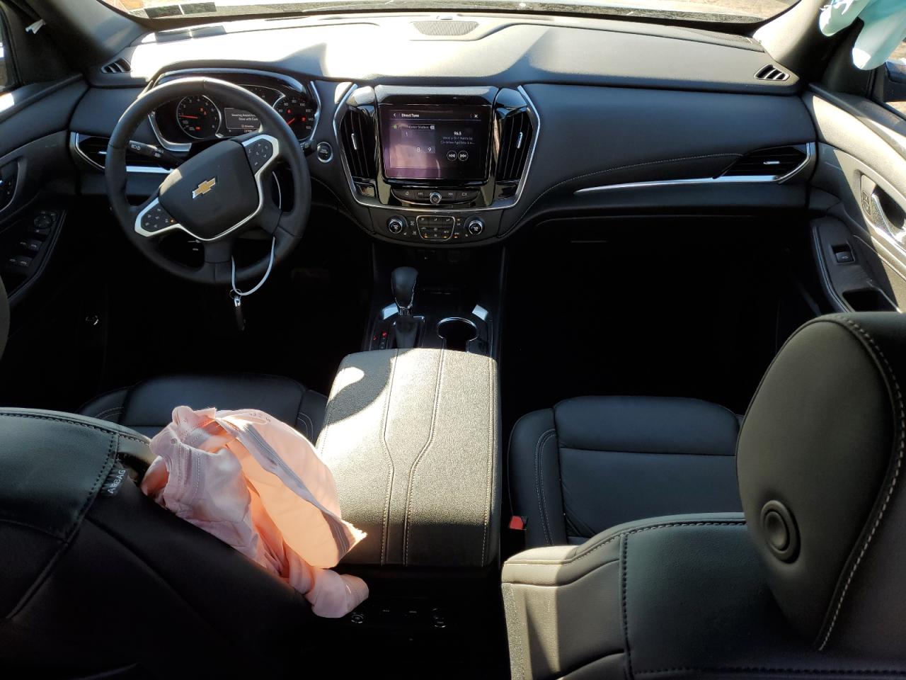 2023 CHEVROLET TRAVERSE LT VIN:1GNEVHKW1PJ132400