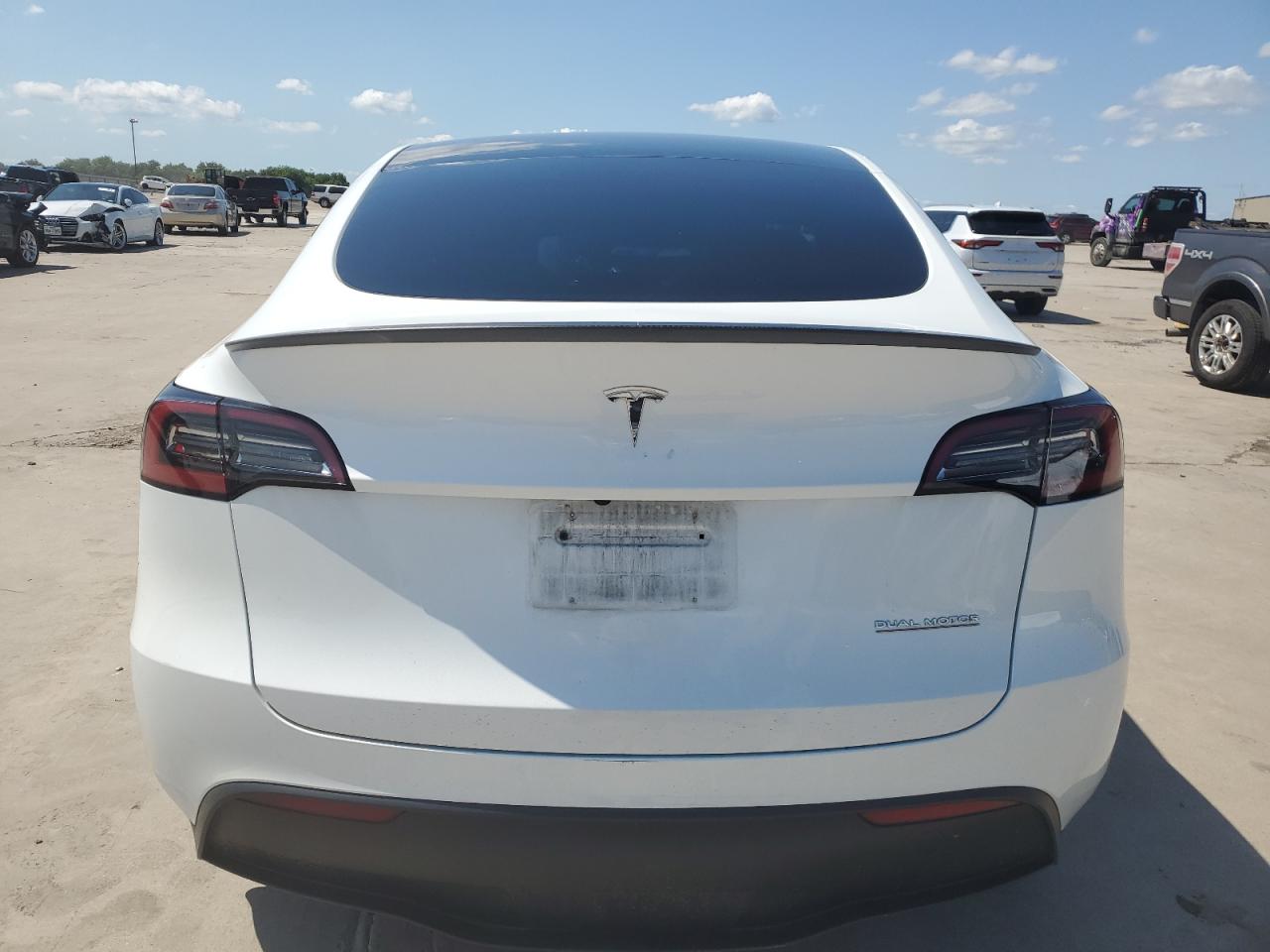 2023 TESLA MODEL Y  VIN:7SAYGDEF9PF765757