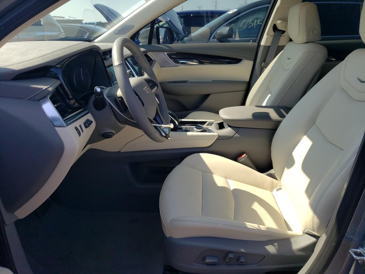2024 CADILLAC XT6 PREMIUM LUXURY VIN:1GYKPCRS7RZ736818