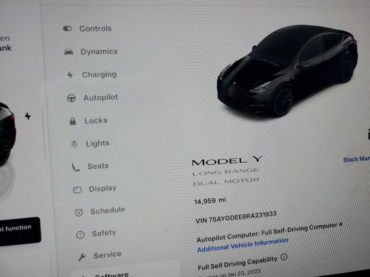 2024 TESLA MODEL Y  VIN:7SAYGDEE8RA231933