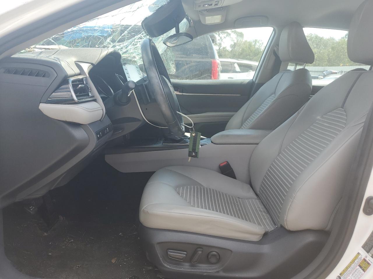 2022 TOYOTA CAMRY SE VIN:4T1G11AK0NU661072