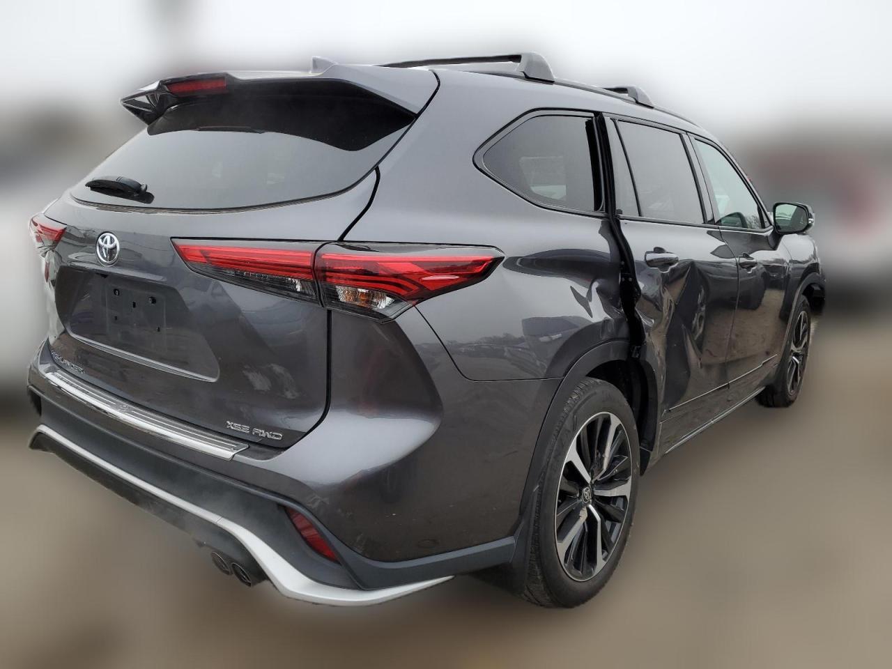2022 TOYOTA HIGHLANDER XSE VIN:5TDJZRBHXNS181629 – VIN Public